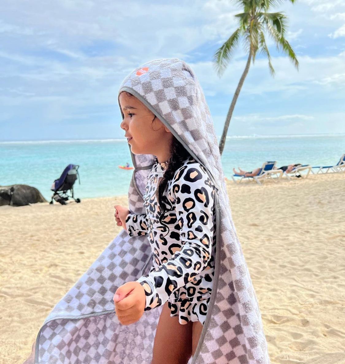 Troupe Kids Hooded Towel - Checkerboard